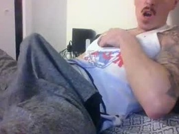 Most Recent Photo of malemuscle11