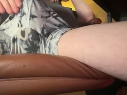 Most Recent Photo of mamasbadboy