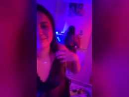 Most Recent Photo of manuela_love20