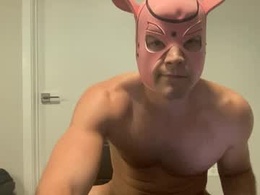 Most Recent Photo of maskedpig69