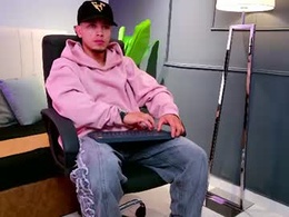 Most Recent Photo of mathiandluna333