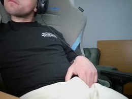 Most Recent Photo of maxxslick