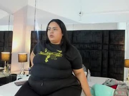 Most Recent Photo of mayacurvy