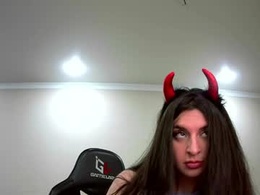 Most Recent Photo of melena_caramel