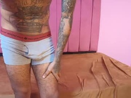 Most Recent Photo of melinagomezzz