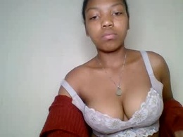 Most Recent Photo of melodie_00