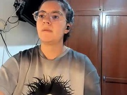 Most Recent Photo of melodyi___