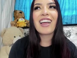 Most Recent Photo of mia_helll