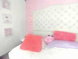 Most Recent Photo of mia_miller001