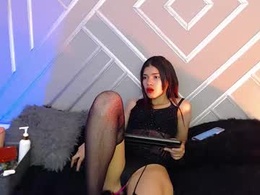 Most Recent Photo of mia_waynne