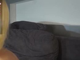 Most Recent Photo of miagloww