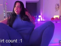 Most Recent Photo of miarioss_