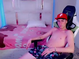 Most Recent Photo of michael_twinkk