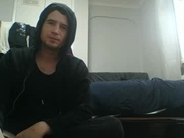 Most Recent Photo of midnightsattire
