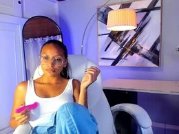 Most Recent Photo of miel_ambar