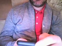 Most Recent Photo of mikehockishuge9