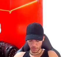 Most Recent Photo of milan_jones_