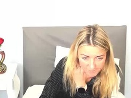 Most Recent Photo of mileytop