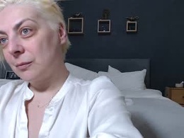 Most Recent Photo of milfyanddaddy