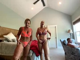 Most Recent Photo of missbehavinxoxo