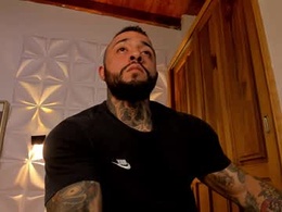 Most Recent Photo of mister_venom