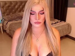 Most Recent Photo of mistressemeraldxx