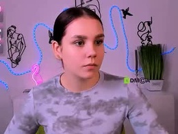 Most Recent Photo of molly__kiss