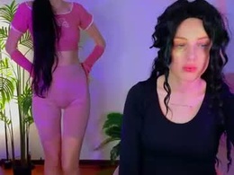 Most Recent Photo of monica_lar