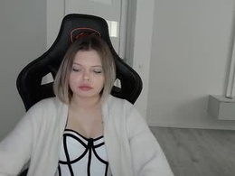 Most Recent Photo of moon_lili