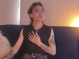 Most Recent Photo of moonn_fox