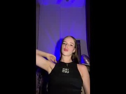 Most Recent Photo of moonveil_