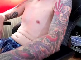 Most Recent Photo of mr_hung_uk38