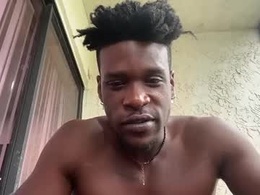 Most Recent Photo of mrdaddyblackni9e