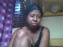 Most Recent Photo of naadiaaa