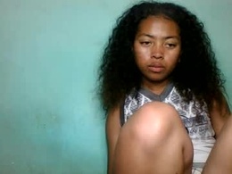 Most Recent Photo of nadiah101185