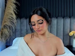 Most Recent Photo of nanda_vixen_