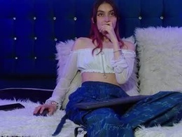 Most Recent Photo of naomi_cooper__