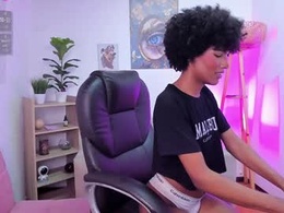 Most Recent Photo of naomisaenz_