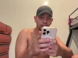 Most Recent Photo of naughty_alex25