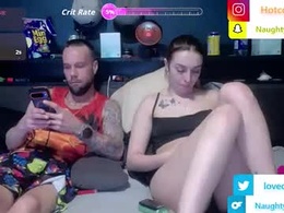 Most Recent Photo of naughtycoupleqc