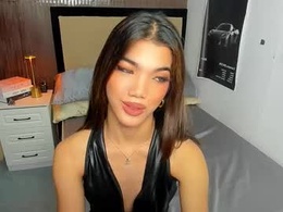 Most Recent Photo of naughtyvixennova