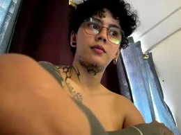 Most Recent Photo of nazzz10