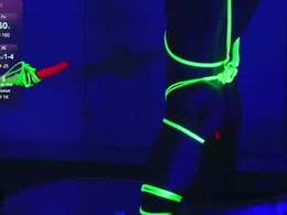 Most Recent Photo of neon_xxx