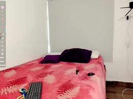 Most Recent Photo of nicol_ofi777