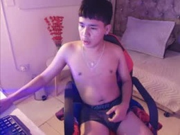 Most Recent Photo of noa_hot69