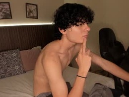 Most Recent Photo of noah_gun_