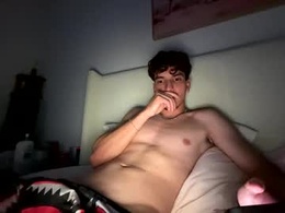 Most Recent Photo of noahlynx