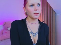 Most Recent Photo of ofelia_rose