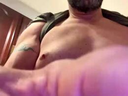 Most Recent Photo of oileddick52