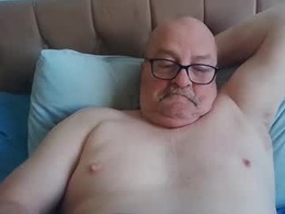 Most Recent Photo of oldfkr69